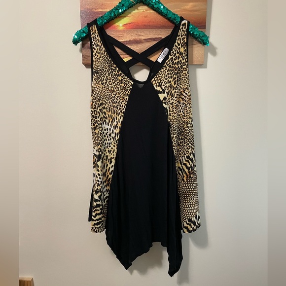 Tops - Donated Frumos black cheetah tank tunic crisscross back detail
